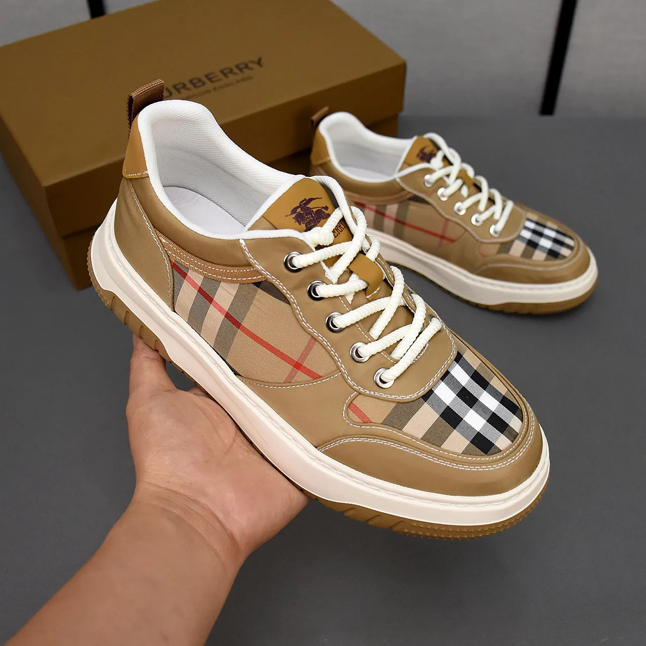 Burberry [Burberry] men's shoes 💰420💰, fashionable lace-up cloth shoes, uppers made of breathable fabric, rubber foam soles, men's size 38-44